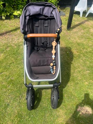 Complete kinderwagen beschikbaar voor biedingen