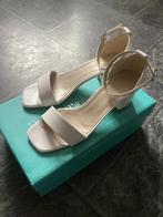 Witte Vegan Trouwschoenen - Nieuw, Kleding | Dames, Schoenen met lage hakken, Wit, Nieuw, Ophalen of Verzenden