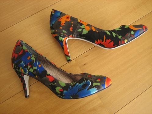 Nieuw! Prachtige multicolor zomerpumps LA STRADA 40 snazzeys, Kleding | Dames, Schoenen, Nieuw, Pumps, Overige kleuren, Verzenden