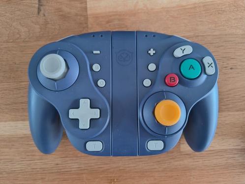 NYXI Gamecube / Wizard controller voor de Nintendo Switch, Spelcomputers en Games, Spelcomputers | Nintendo Consoles | Accessoires