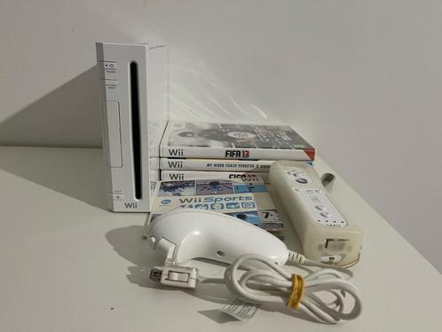 Complete Wii bundel + Wii Sports!, Spelcomputers en Games, Spelcomputers | Nintendo Wii, Zo goed als nieuw, Met 1 controller, Met games