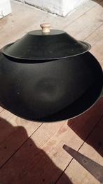 Zware wok pan van gietijzer, Ophalen of Verzenden, Gebruikt, Gietijzer, Wok