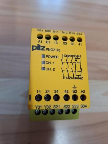 Pilz PNOZ X3 safety relay beschikbaar voor biedingen