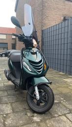 Piaggio zip, Fietsen en Brommers, Scooters | Piaggio, Zip, Ophalen of Verzenden, Zo goed als nieuw, Benzine