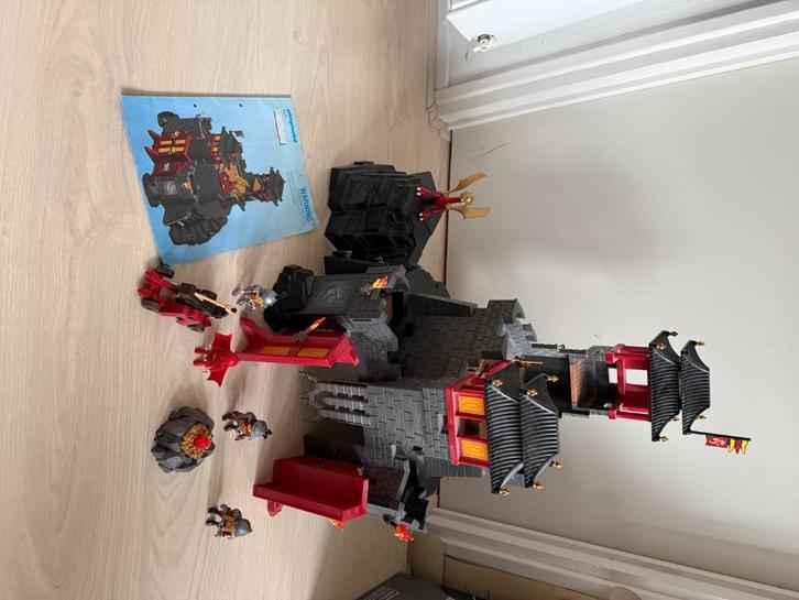 Playmobil verzameling (2 grote kastelen en diverse sets), Kinderen en Baby's, Speelgoed | Playmobil, Gebruikt, Complete set, Ophalen