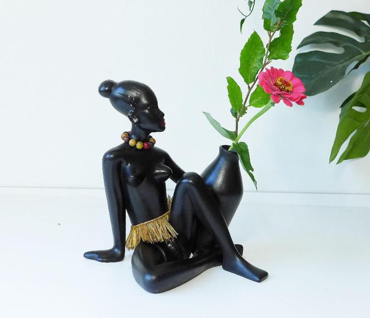 Vintage Beeldje Gmunder Keramik Afrikaanse vrouw Jaren 50 60, Verzamelen, Beelden en Beeldjes, Gebruikt, Verzenden