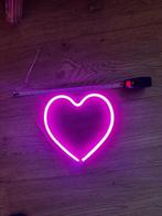 neon bord mancave decoratie 30 cm  hart, Nieuw, Reclamebord, Verzenden