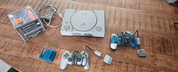 Sony Playstation 1 met 2 controllers en games beschikbaar voor biedingen