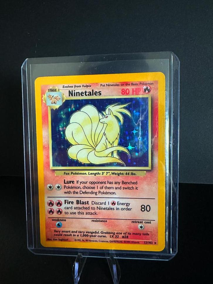 Ninetales 12 base set, Hobby en Vrije tijd, Verzamelkaartspellen | Pokémon, Zo goed als nieuw, Ophalen of Verzenden