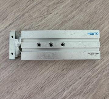 FESTO - Twin-Piston-Cilinder - DPZ-10-50-P-A-KF - 162004 beschikbaar voor biedingen