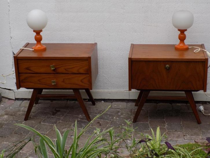 Nachtkastjes 1950 60 organische vormgeving Webe v.Teeffelen?, Huis en Inrichting, Woonaccessoires | Overige, Gebruikt, Ophalen