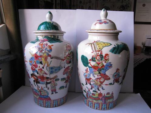CHINEES- CHINESE FAMILLE VERTE DEKSELPOTTEN GROOT MODEL  2X, Antiek en Kunst, Antiek | Porselein, Verzenden