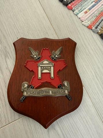 wandbord van de Seeligkazerne van de Koninklijke Landmacht. beschikbaar voor biedingen