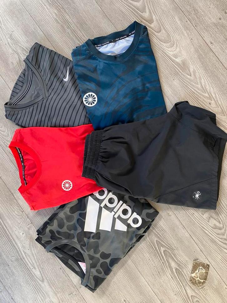 Sport shirts Nike Indian Maharadje adidas 164/176/S, Kinderen en Baby's, Kinderkleding | Maat 176, Gebruikt, Jongen of Meisje