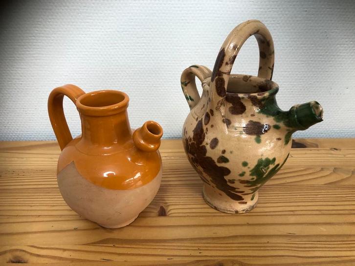 Twee Vintage Aardewerk Kruiken uit italie, Antiek en Kunst, Antiek | Keramiek en Aardewerk, Ophalen