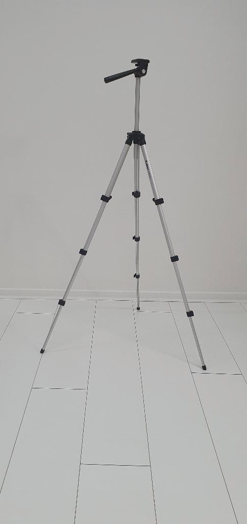 Statief / driepoot - Hama Tripod ( Star 8 ), Audio, Tv en Foto, Fotografie | Statieven en Balhoofden, Zo goed als nieuw, Driepoot