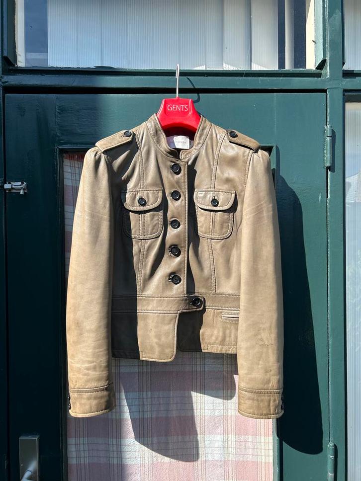 Turnover leren jasje khaki maat M, Kleding | Dames, Jasjes, Kostuums en Pakken, Gedragen, Jasje, Maat 38/40 (M), Groen, Ophalen of Verzenden