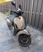 Vespa sprint 50cc akrapovic, Ophalen, Overige modellen, Maximaal 45 km/u, Zo goed als nieuw