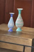 Mina-kari vazen uit Iran – handgemaakt, signatuur, Ophalen of Verzenden