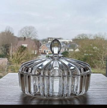 Trommel Met Deksel Persglas Art Deco beschikbaar voor biedingen