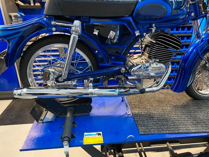 Zundapp ks 125 uitlaat, Fietsen en Brommers, Brommeronderdelen | Zundapp, Zo goed als nieuw, Uitlaat, Ophalen of Verzenden
