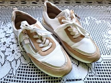 Mooie leren dames sneakers - MEDICUS - Maat 39 H beschikbaar voor biedingen