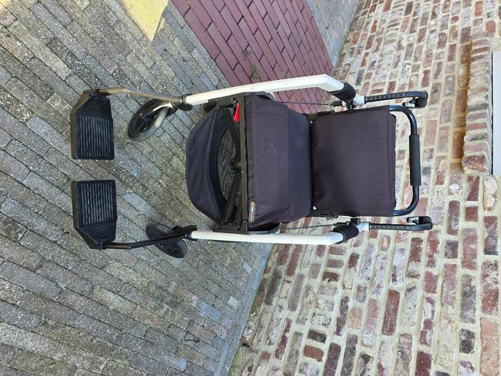 Rollz motion 2 in 1 rolstoel/rollator wit, Diversen, Rolstoelen, Zo goed als nieuw, Duwrolstoel, Inklapbaar, Ophalen