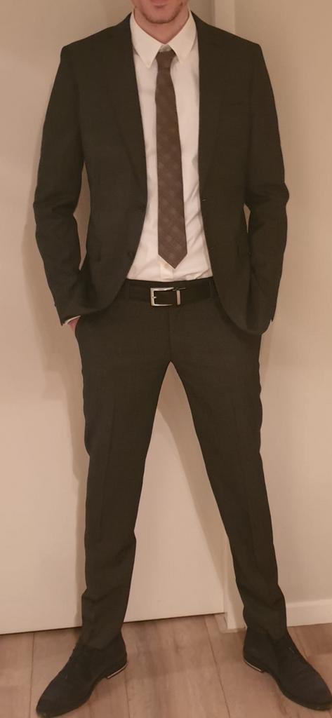 Kostuum zgan - slim fit - antraciet - 48L/50, Kleding | Heren, Kostuums en Colberts, Zo goed als nieuw, Ophalen