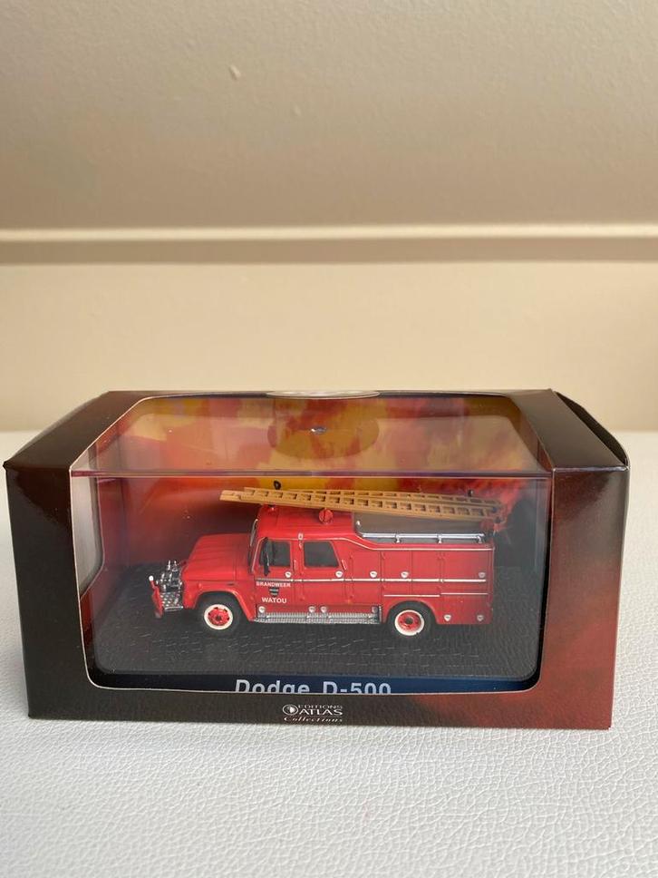 Dodge D-500 Brandweer Ladderwagen Atlas - Nieuw in Doos, Hobby en Vrije tijd, Modelauto's | 1:87, Nieuw, Bus of Vrachtwagen, Overige merken
