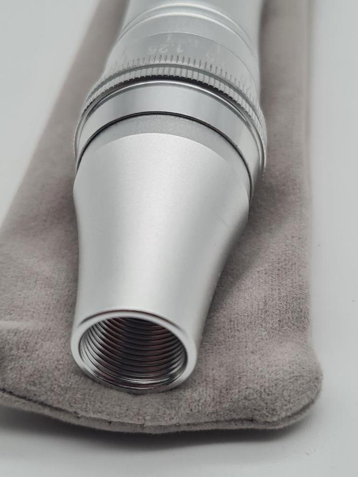 Dermapen microneedling draadloos nieuw in doos, Sieraden, Tassen en Uiterlijk, Uiterlijk | Gezichtsverzorging, Nieuw, Verzorging