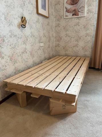 Bedframe (pallet stijl) beschikbaar voor biedingen