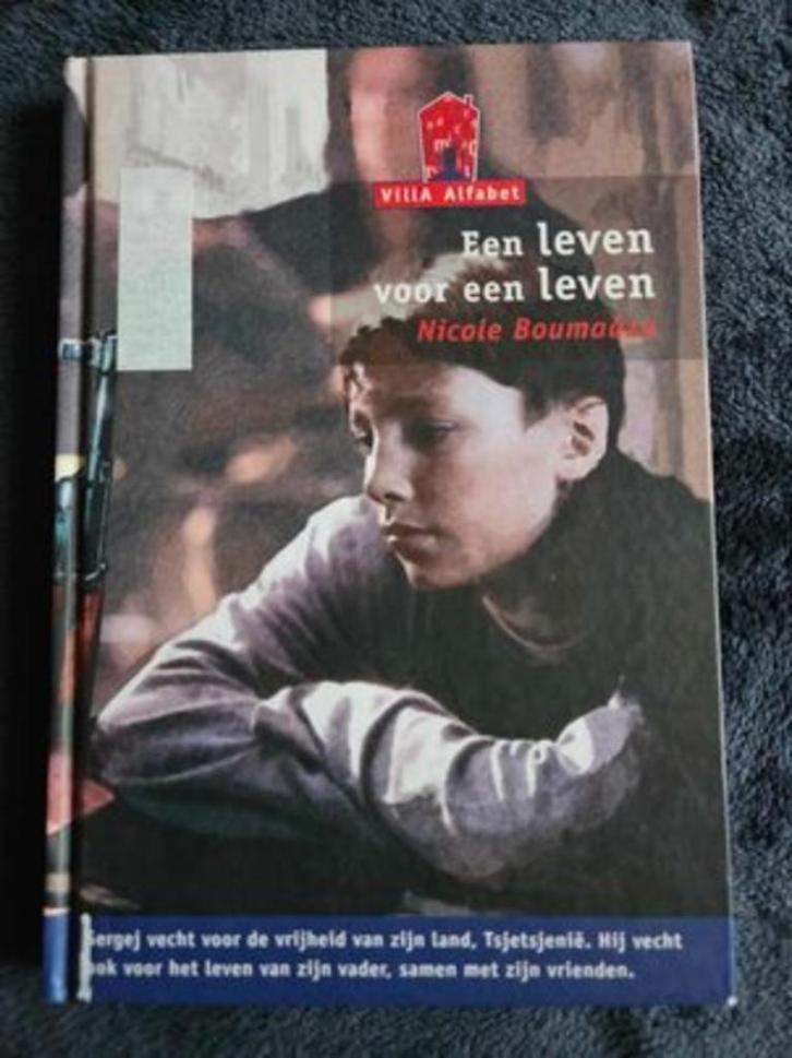 Nicole Boumaâza - Een leven voor een leven, Boeken, Kinderboeken | Jeugd | 10 tot 12 jaar, Gelezen, Fictie, Ophalen of Verzenden