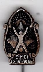 Speldje JUICHEND PERSOON BEVRIJDING 5 MEI 1945 1965 (A3), Verzenden, Zo goed als nieuw, Overige onderwerpen