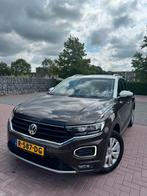 Volkswagen T-Roc 1.5 TSI sport 150pk 2018 Braun metallic, Voorwielaandrijving, Stof, 1498 cc, Euro 6