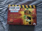 Escape room the game secret of the scientist, Hobby en Vrije tijd, Gezelschapsspellen | Bordspellen, Ophalen of Verzenden, Zo goed als nieuw