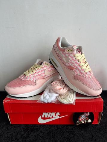 Nike air Max 1 Strawberry Lemonade - size 39 beschikbaar voor biedingen