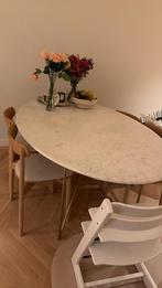 Marmeren eettafel, Huis en Inrichting, Ophalen, Overige materialen, 100 tot 150 cm, Ovaal