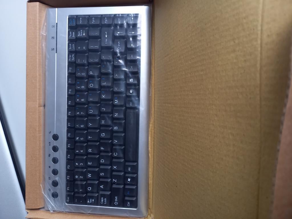 Bakker Elkhuizen Ergonomisch Compact Toetsenbord QWERTY., Computers en Software, Toetsenborden, Bakker Elkhuizen, Ergonomisch