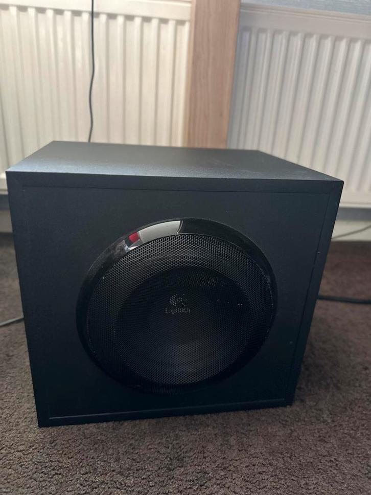 Logitech subwoofer, Audio, Tv en Foto, Luidsprekers, Zo goed als nieuw, Subwoofer, 120 watt of meer, Overige merken, Ophalen