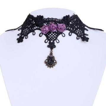 Zwarte kanten choker ketting met paarse roosjes beschikbaar voor biedingen