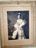 oude Foto van Koningin  Wilhelmina 1898 / 1923, Ophalen of Verzenden, Gebruikt, Kaart, Foto of Prent