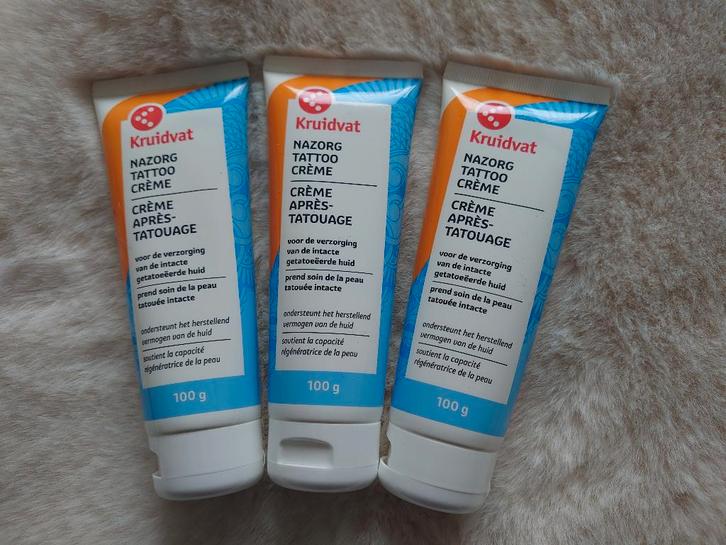 3 tubes verzorgende creme om de huid te herstellen, Sieraden, Tassen en Uiterlijk, Uiterlijk | Lichaamsverzorging, Nieuw, Bodylotion, Crème of Olie