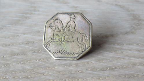 Zilveren knoop met afb ruiter te paard 18/e eeuw bodemvondst, Antiek en Kunst, Antiek | Goud en Zilver, Zilver, Ophalen of Verzenden