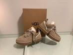 UGG Lowmel “ Sand “ Maat 39, UGG, Beige, Nieuw, Ophalen of Verzenden