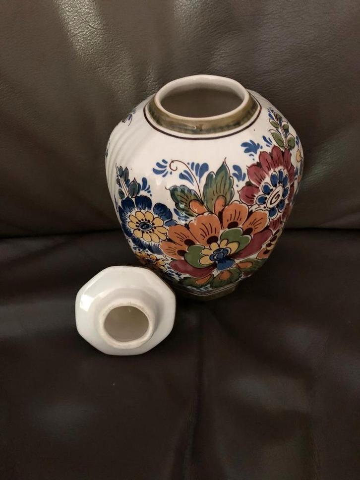 Delfts Polychroom Handwerk Vaas met Deksel, Antiek en Kunst, Antiek | Vazen, Ophalen of Verzenden