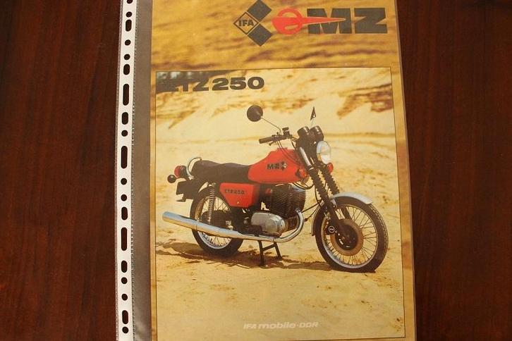MZ ETZ250 IFA DDR 1986 motorfiets verkoop folder flyer, Motoren, Handleidingen en Instructieboekjes, Overige merken, Ophalen of Verzenden