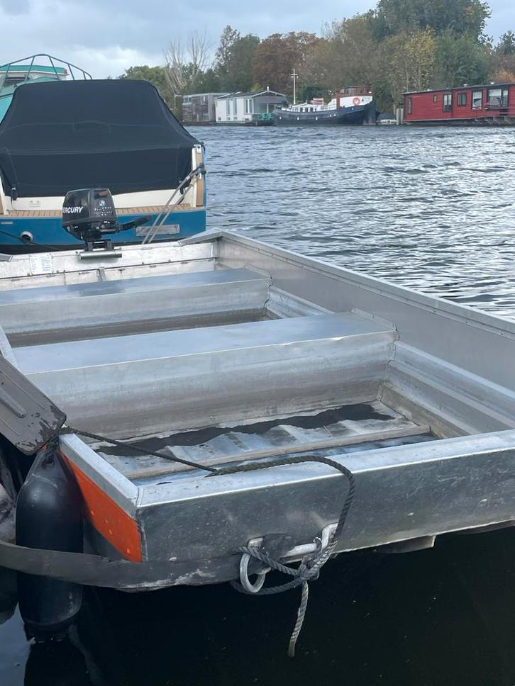 Aluminium Platbodem Boot Qwest Marine + 10pk Yamaha, Watersport en Boten, Motorboten en Motorjachten, Gebruikt, Aluminium, Tot 6 meter