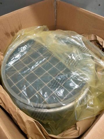 2025 Mercedes Actros Atego DPF a003490099280 katalysator beschikbaar voor biedingen