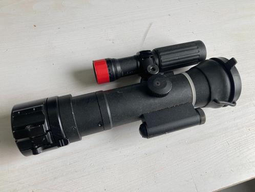 Nachtkijker, Sport en Fitness, Schietsport-accessoires, Zo goed als nieuw, Ophalen of Verzenden
