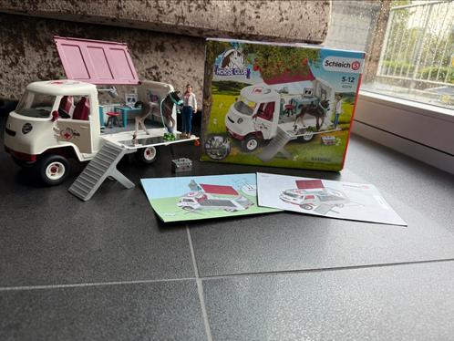 42370 Schleich Mobiele dierenarts, Kinderen en Baby's, Speelgoed | Speelgoedvoertuigen, Zo goed als nieuw, Ophalen of Verzenden
